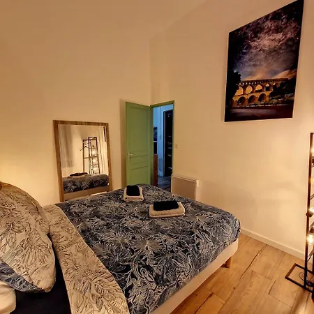 Appartamento Les Calquieres, 1 Chambre,centre Historique Nîmes